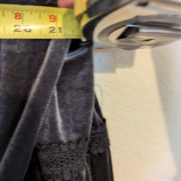 FLAW Chic Long Sleeve Velvet Dress in Charcoal - Picture 8 of 10